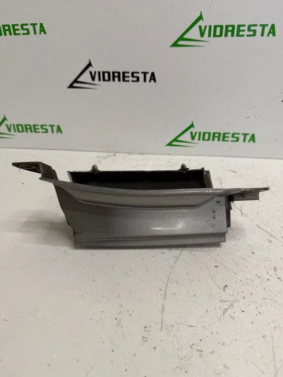 Tagumise kaitseraua nurgaosa 781299U00H – Nissan Note (E11) (2006-2014)