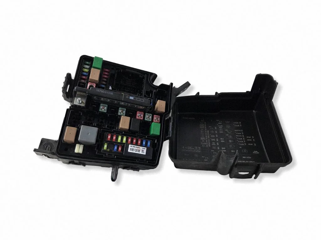 Fuse box set 919412P530