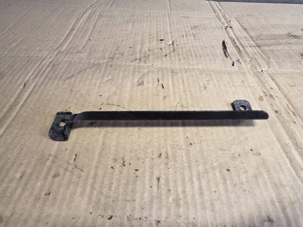 Battery bracket 98049597
