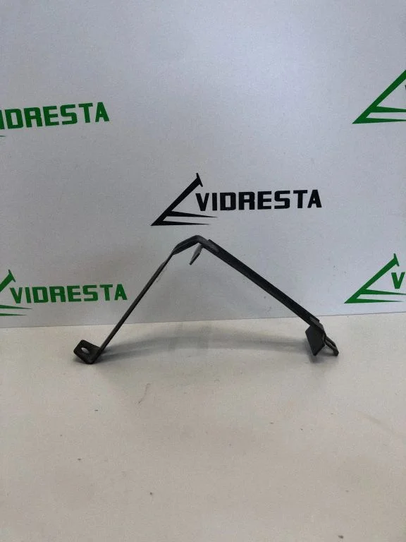 Battery bracket