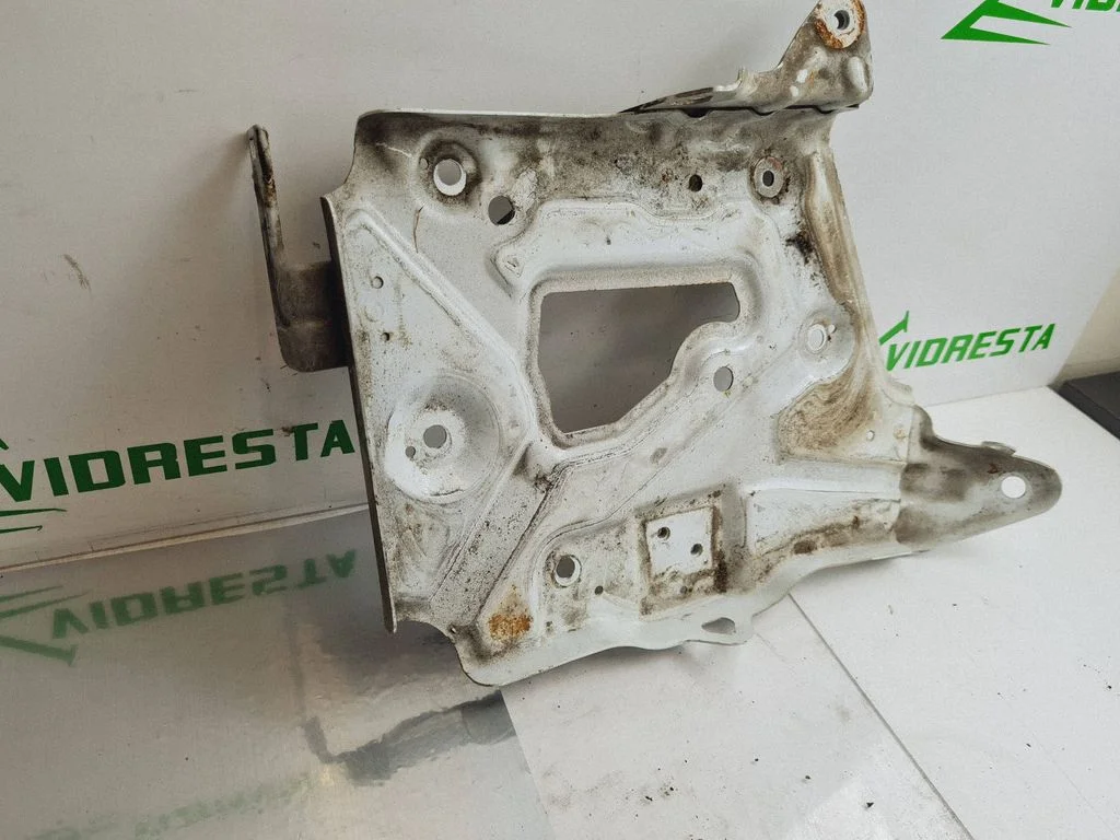 Battery bracket – Honda CR-V (2013-2016)
