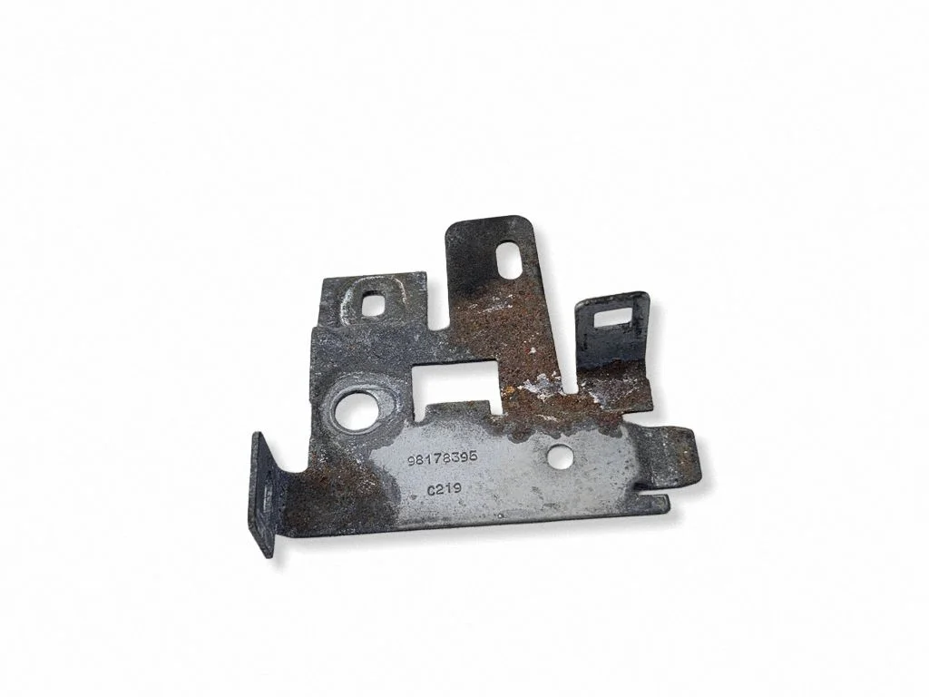 Muu mootoriruumi osa 98178395