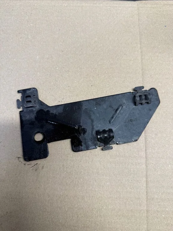 Other engine bay part CX2312A610AA