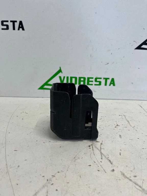 Cita motora nodalījuma detaļa DA7A67Z06