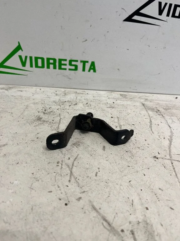 Cita motora nodalījuma detaļa – labā