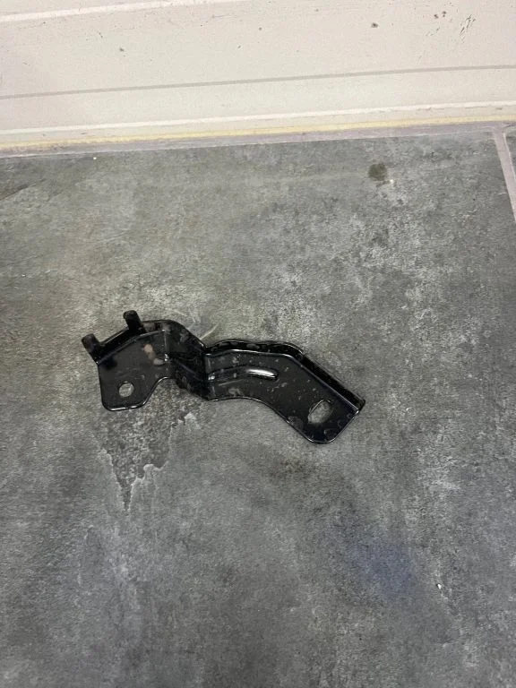 Cita motora nodalījuma detaļa 241375134R