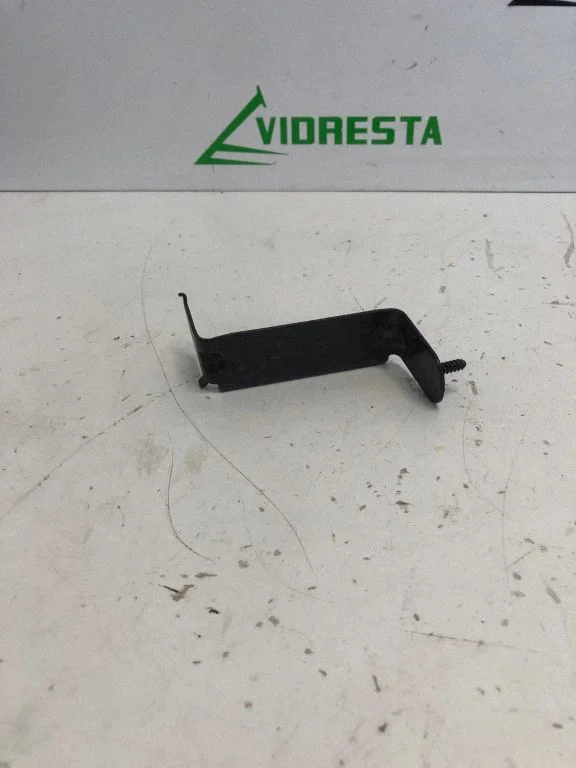 Cita motora nodalījuma detaļa 320931442R