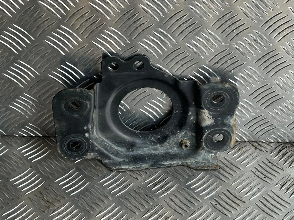 Other engine bay part 30784277