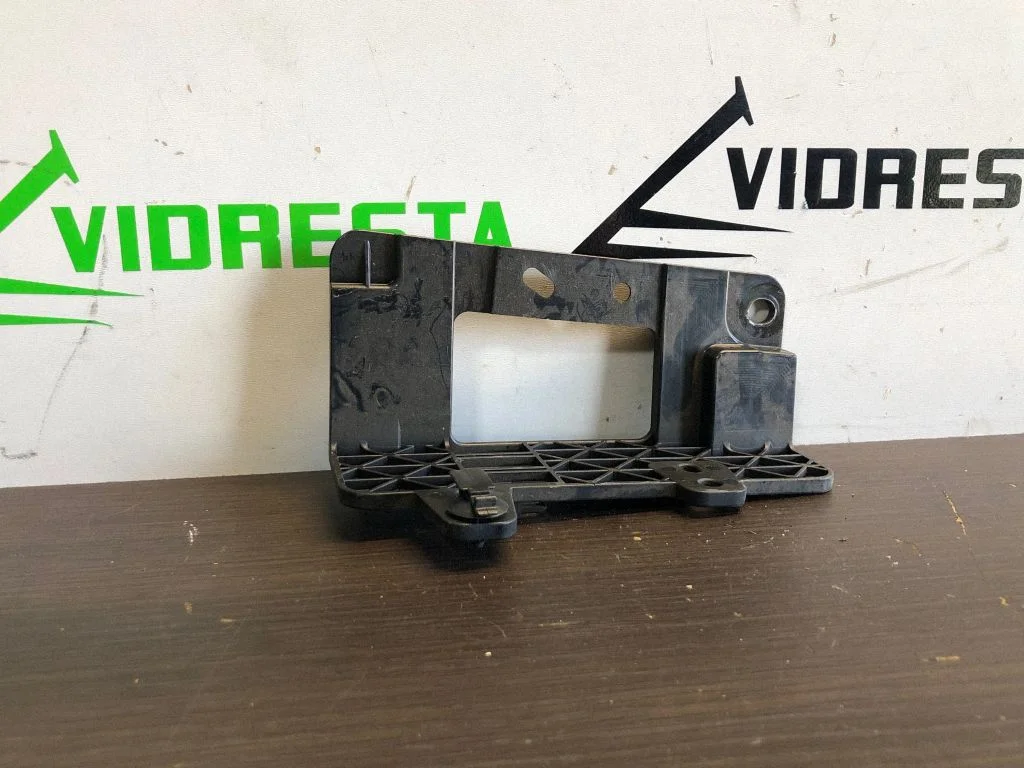 Cita motora nodalījuma detaļa BV6T14A301GA