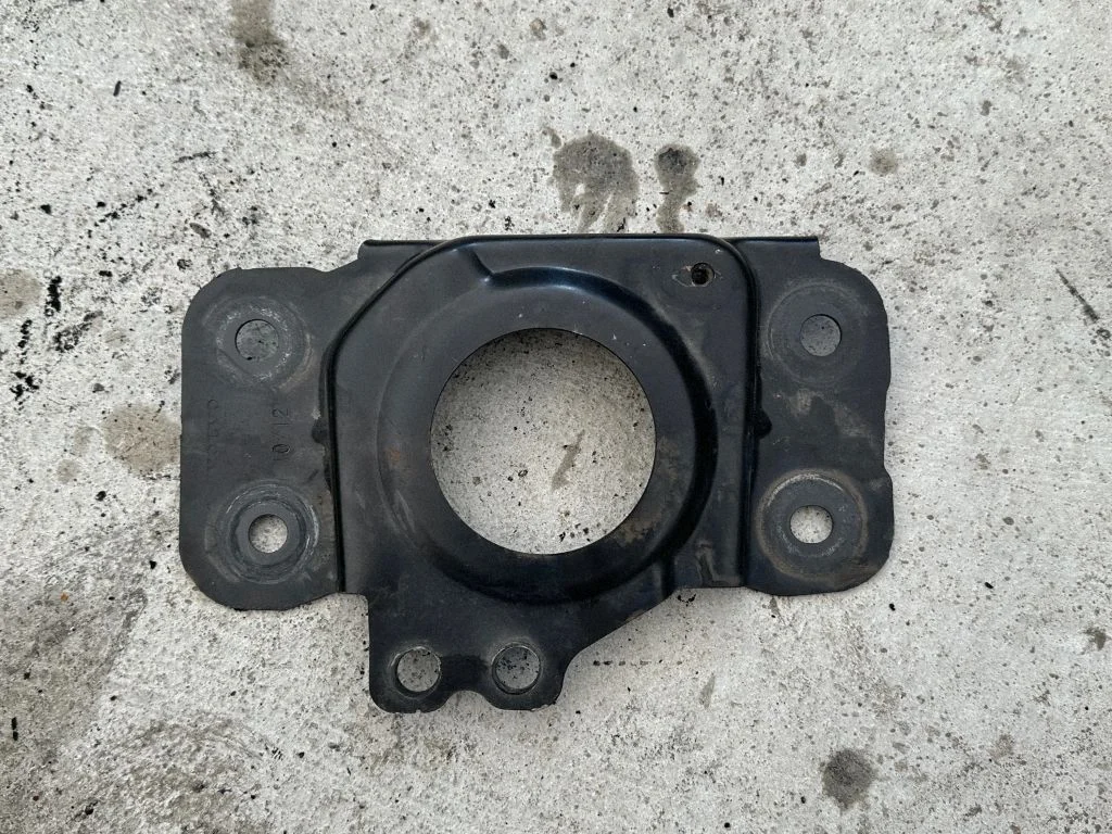 Other engine bay part – Volvo V60 (2011-2013)