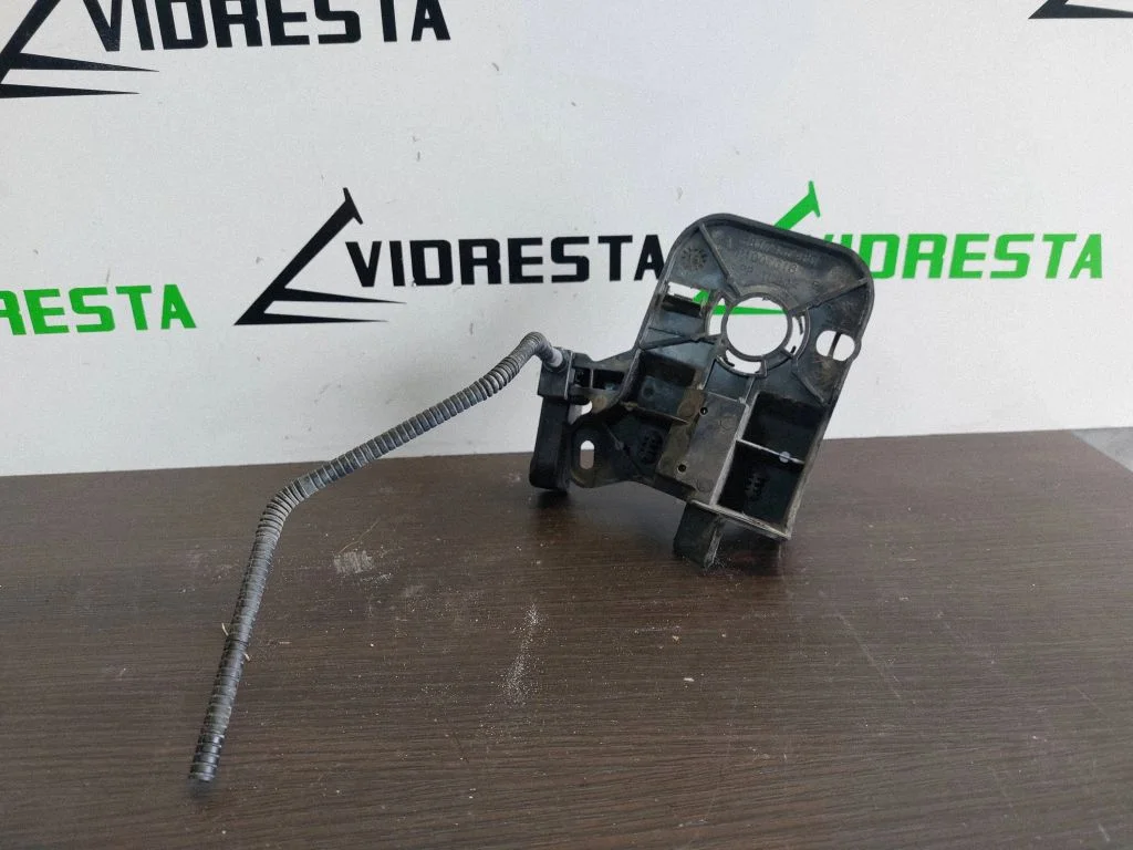 Cita motora nodalījuma detaļa 9817456480