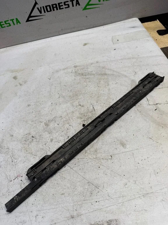 Other exterior part K4925