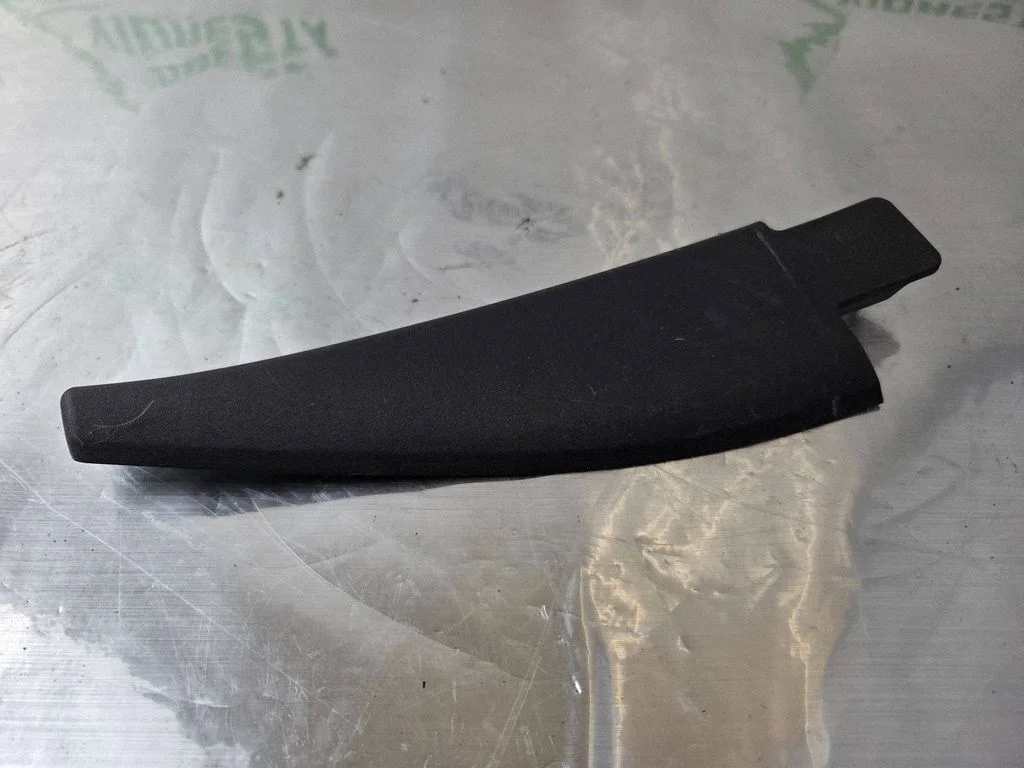 Muu salongiosa 822939U000 – Nissan Note (E11) (2006-2014)