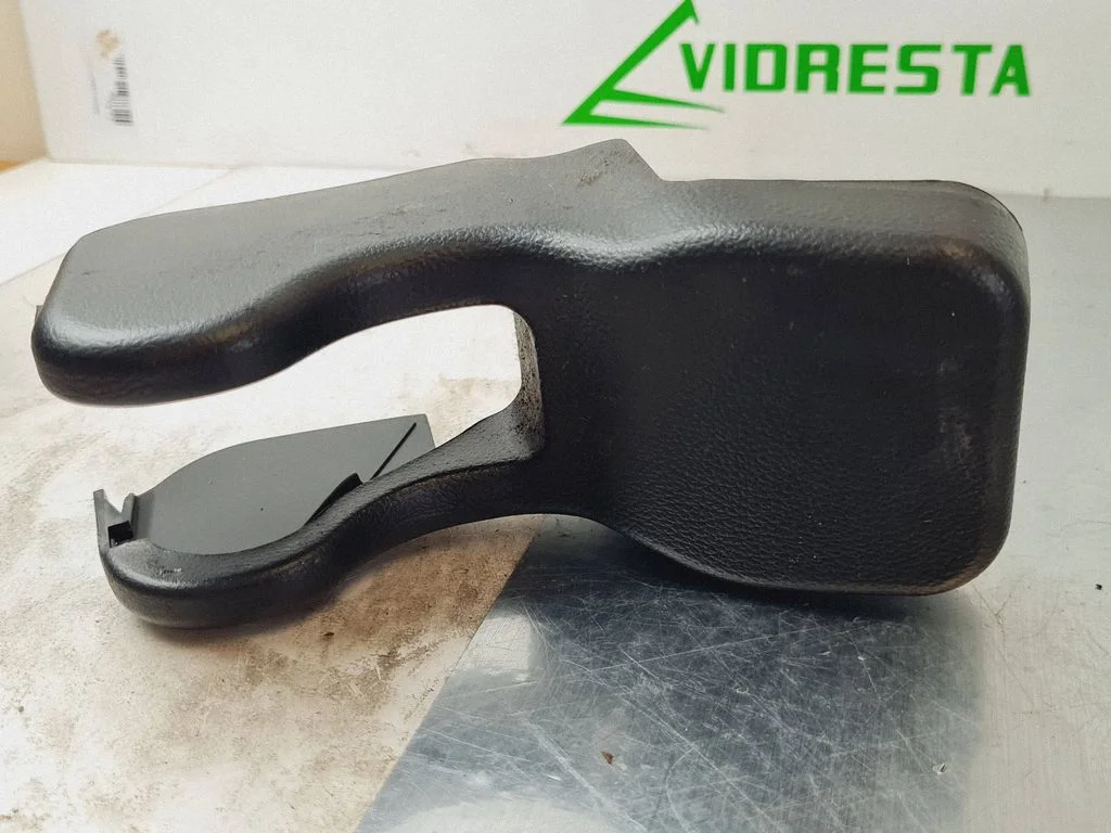 Other interior part – Opel Antara (2006-2016)