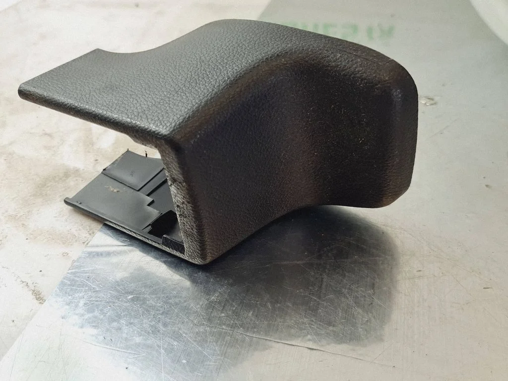 Other interior part – Opel Antara (2006-2016)