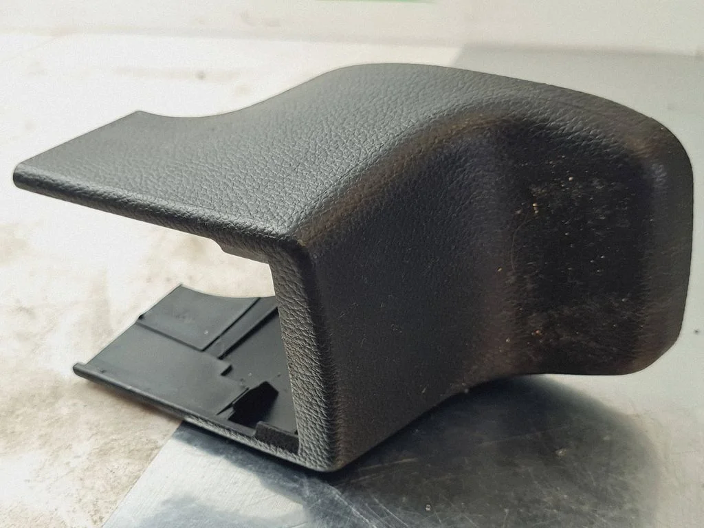 Other interior part – Opel Antara (2006-2016)