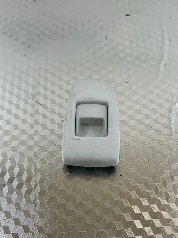 Other interior part – Peugeot 208 I (2012-2019)