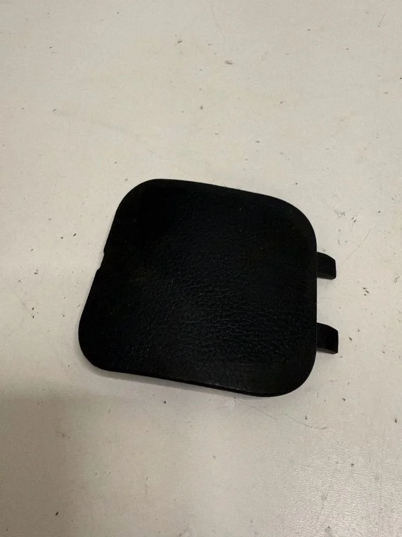 Muu salongiosa 849589U000 – Nissan Note (E11) (2006-2014)