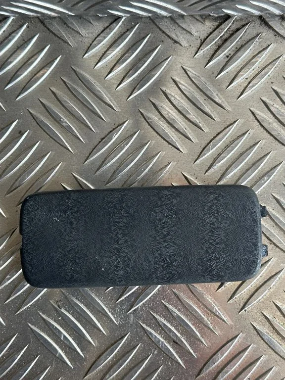 Muu salongiosa 748167507R
