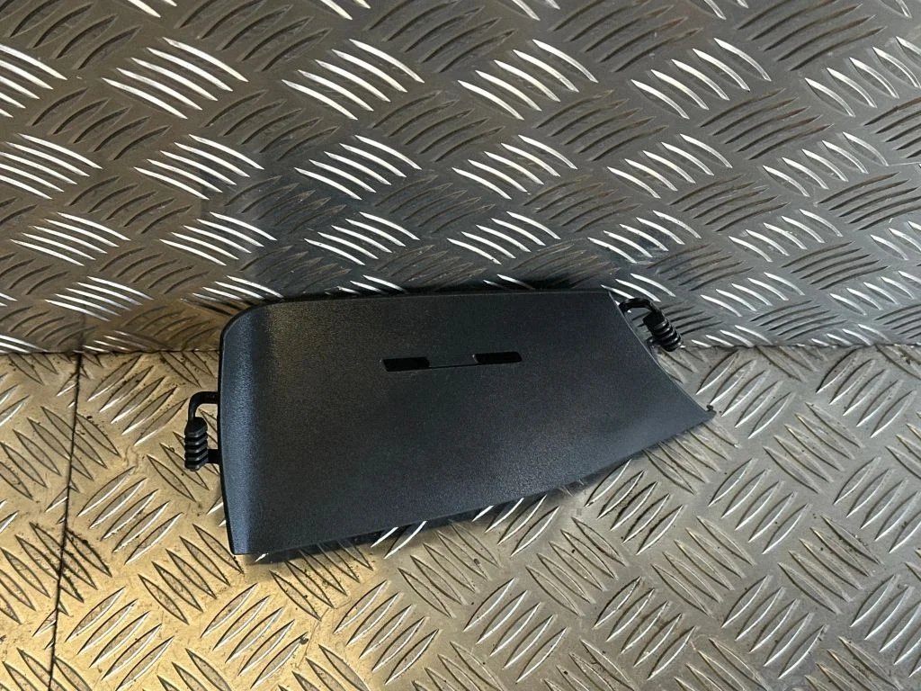 Other interior part – Opel Corsa D (2006-2014)