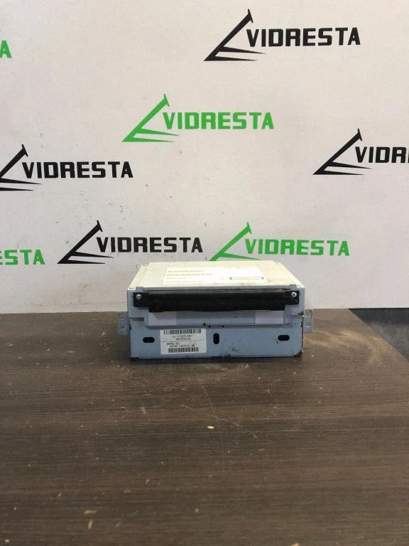 Radio, odtwarzacz CD/DVD, nawigacja BF6N18C815AB