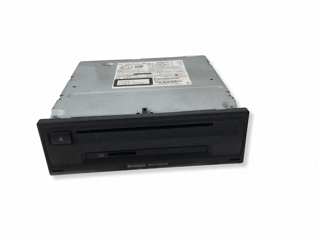 Radio, odtwarzacz CD/DVD, nawigacja 5E0035842A