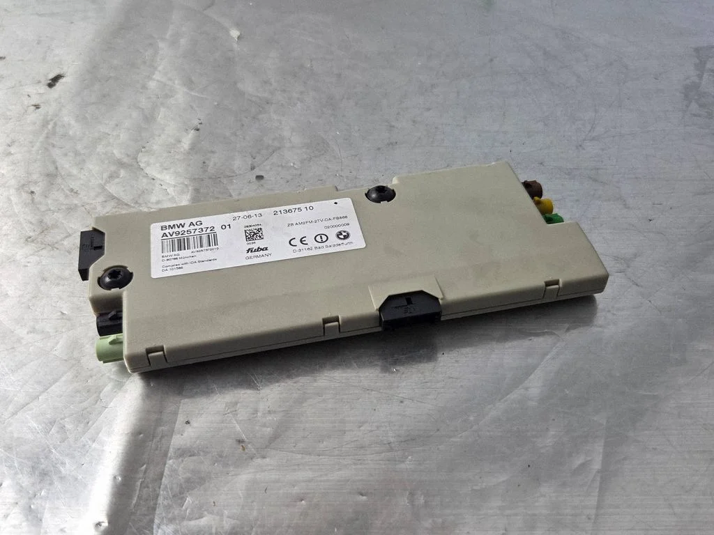 Wzmacniacz antenowy – BMW Seria 6 F06 Gran coupe (2012-2018)