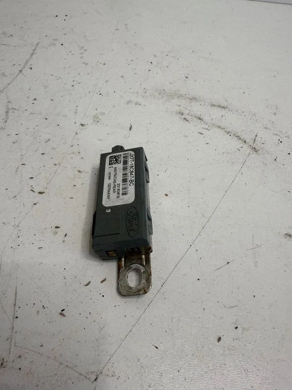 Antenas pastiprinātājs JX7T18C847BC