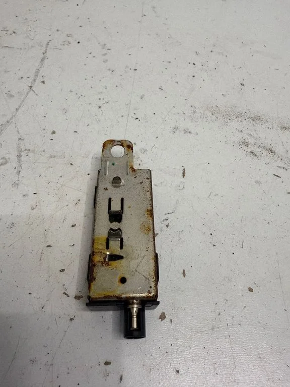 Aerial antenna amplifier – Ford Focus (2018-)