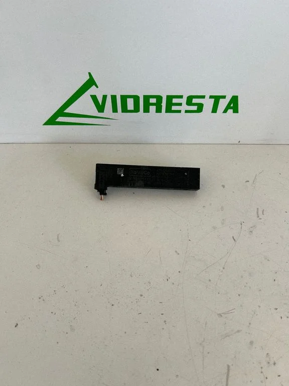 Antenas pastiprinātājs JX7T15K603BC