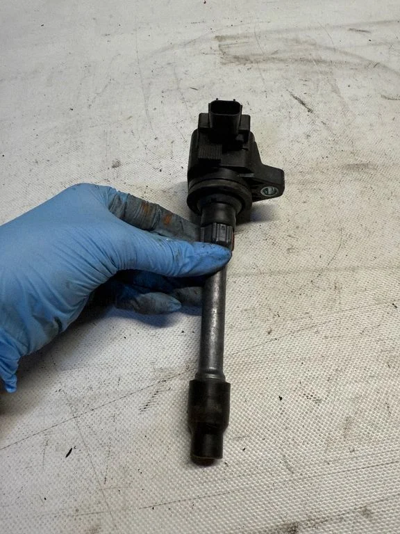 Kõrgepinge süütepool CM11121A