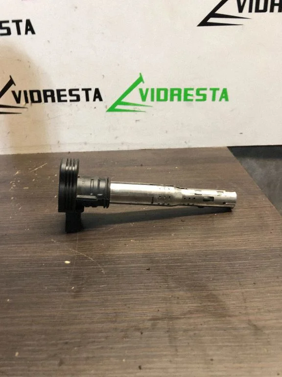 High voltage ignition coil
