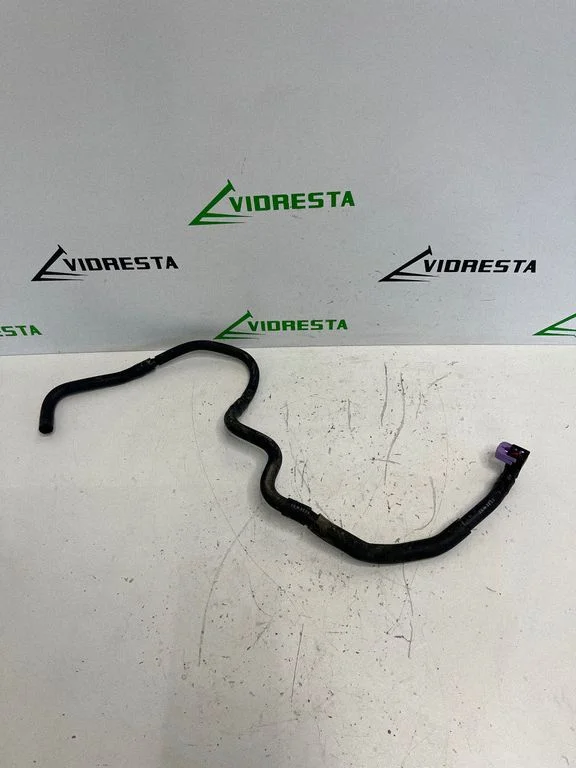 Fuel line/pipe/hose CG83E09