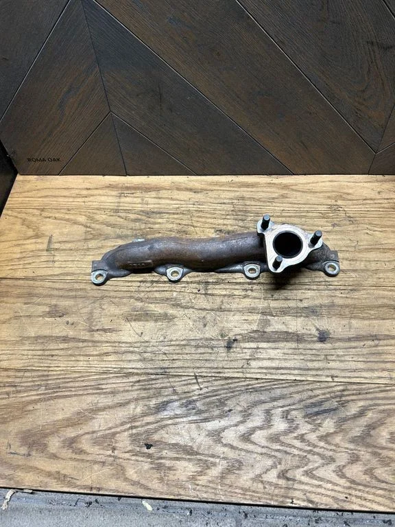 Exhaust manifold – Honda CR-V (2013-2016)