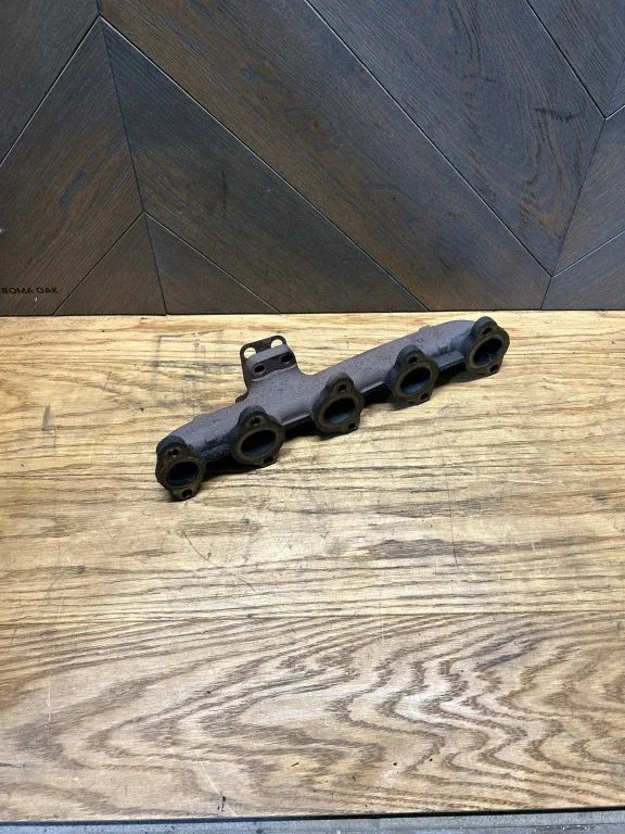 Exhaust manifold – Citroen C4 Grand Picasso (2013-2018)