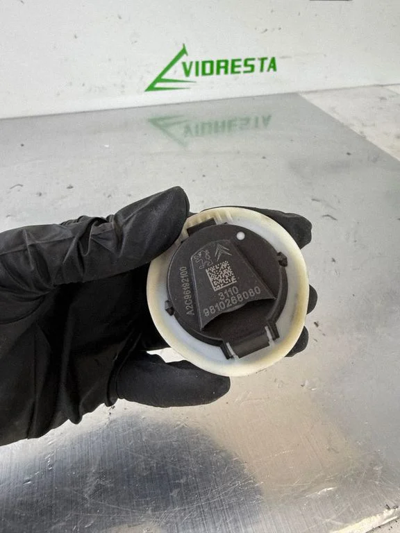 Turvapadja löögiandur 9810268080