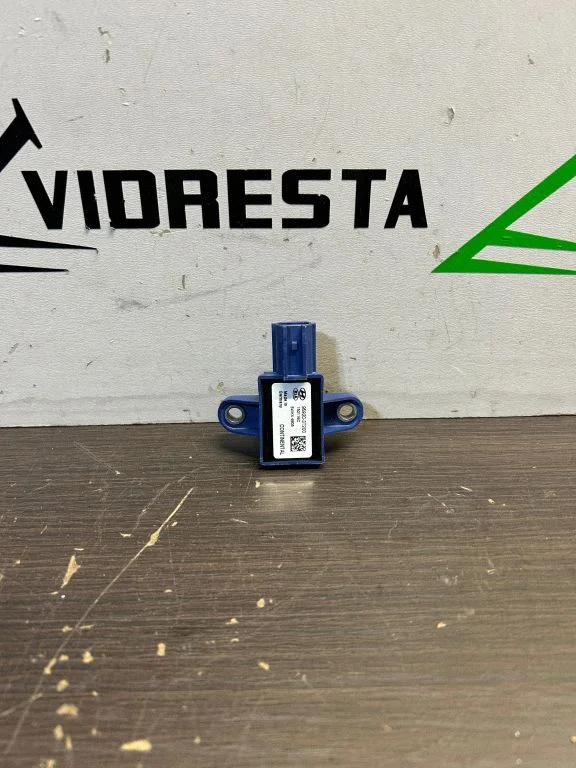 Airbag deployment crash/impact sensor 959203T200