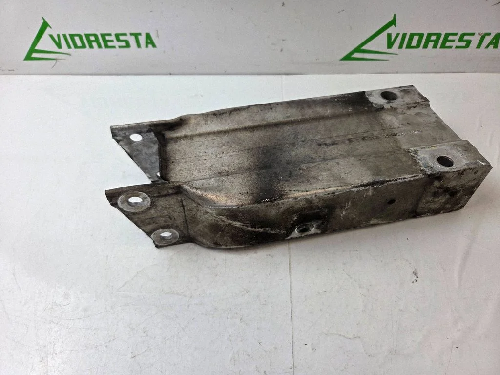 Front bumper shock/impact absorber – Mercedes-Benz E-Class W212 (2009-2016)