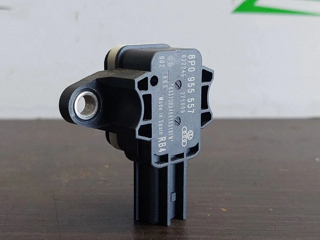 Airbag deployment crash/impact sensor 8P0955557