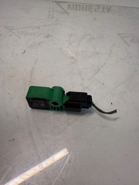 Drošības spilvenu trieciena sensors 31264409
