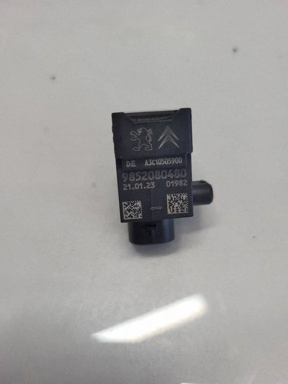 Turvapadja löögiandur 9652080480