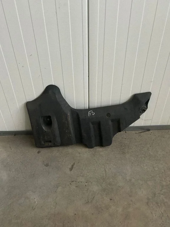Tagavedrustuse põhjakaitse – Audi A3 S3 8P (2003-2012)