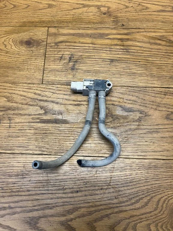Exhaust gas pressure sensor 227701177R