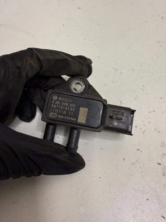 Exhaust gas pressure sensor 9677816180