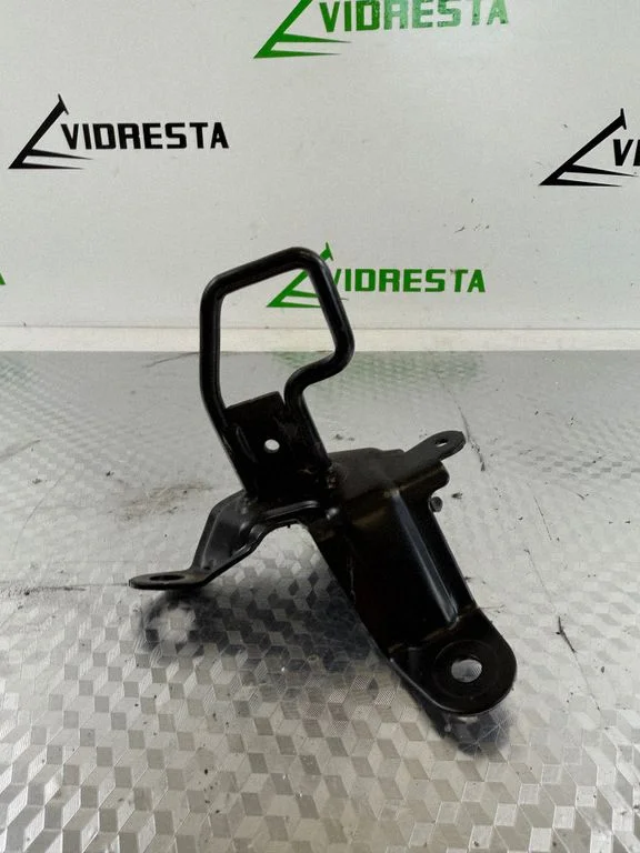 Seat back rest lock catch