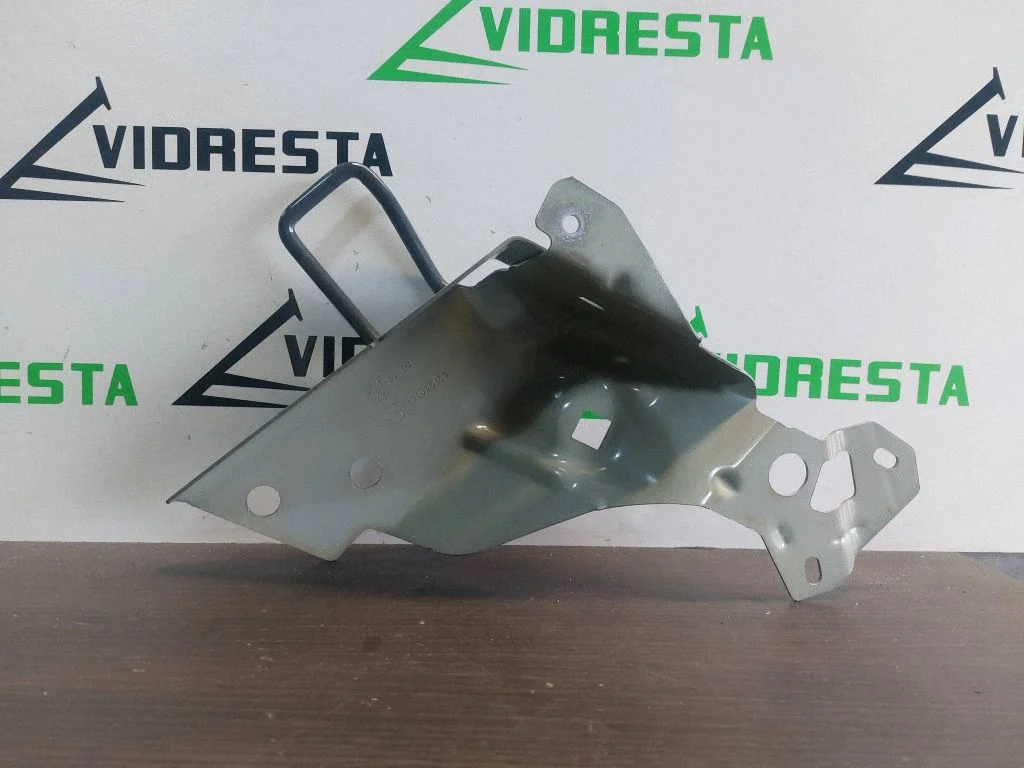 Seat back rest lock catch – Peugeot 308 (2013-2021)
