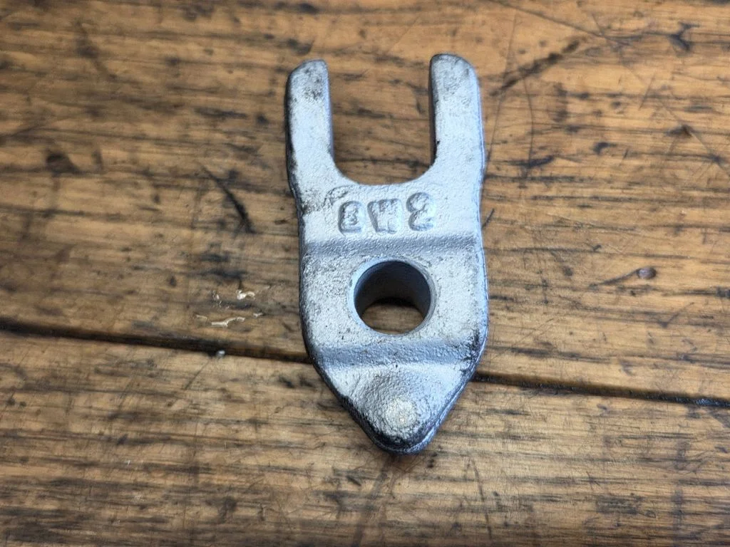 Fuel Injector clamp holder