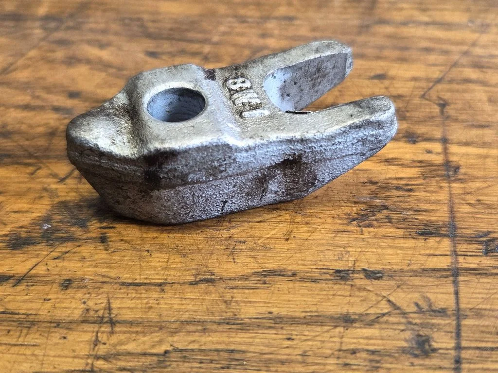 Fuel Injector clamp holder