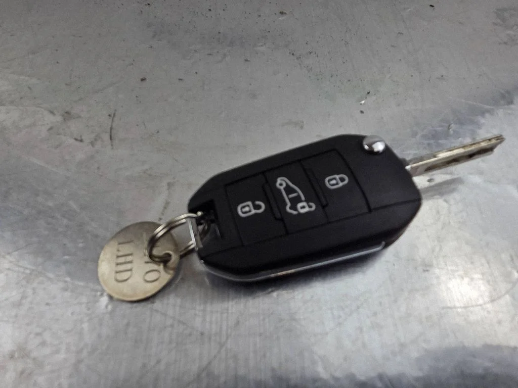 Ignition key/card – Opel Combo E (2018-)
