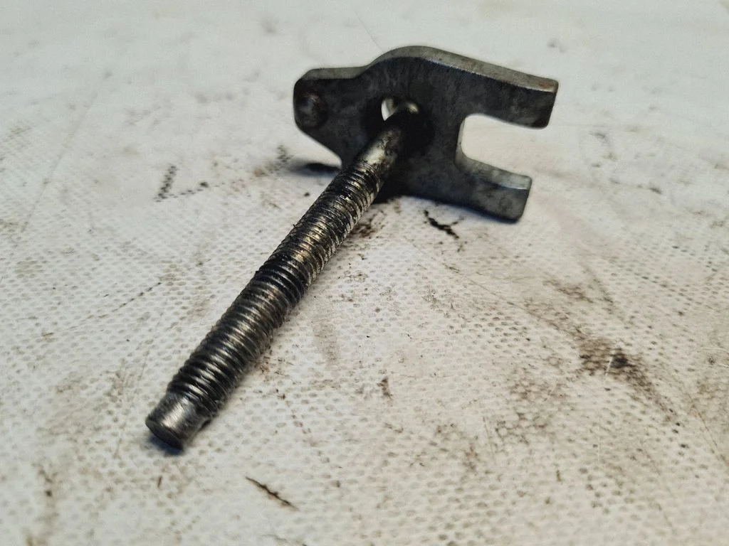Fuel Injector clamp holder